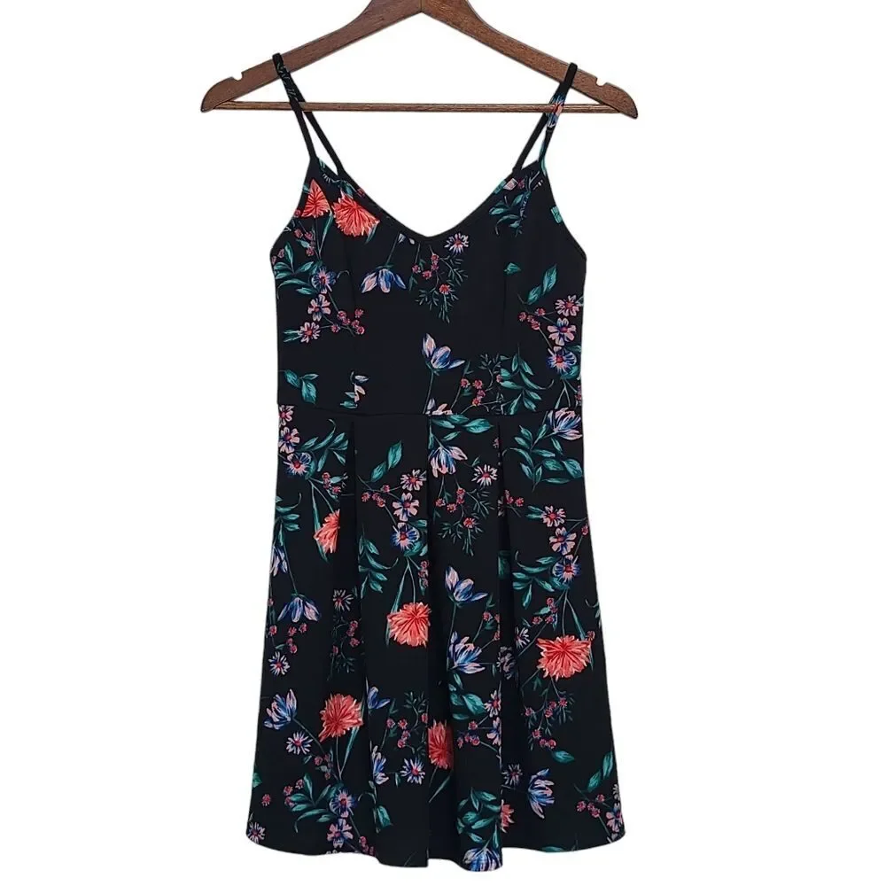 Speechless Fit Flair Skater Strappy Womens Dress Black Floral Size Medium - Picture 1 of 11
